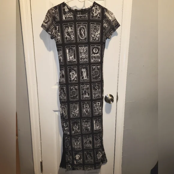 Forever 21 short sleeve dress - Picture 1 of 4